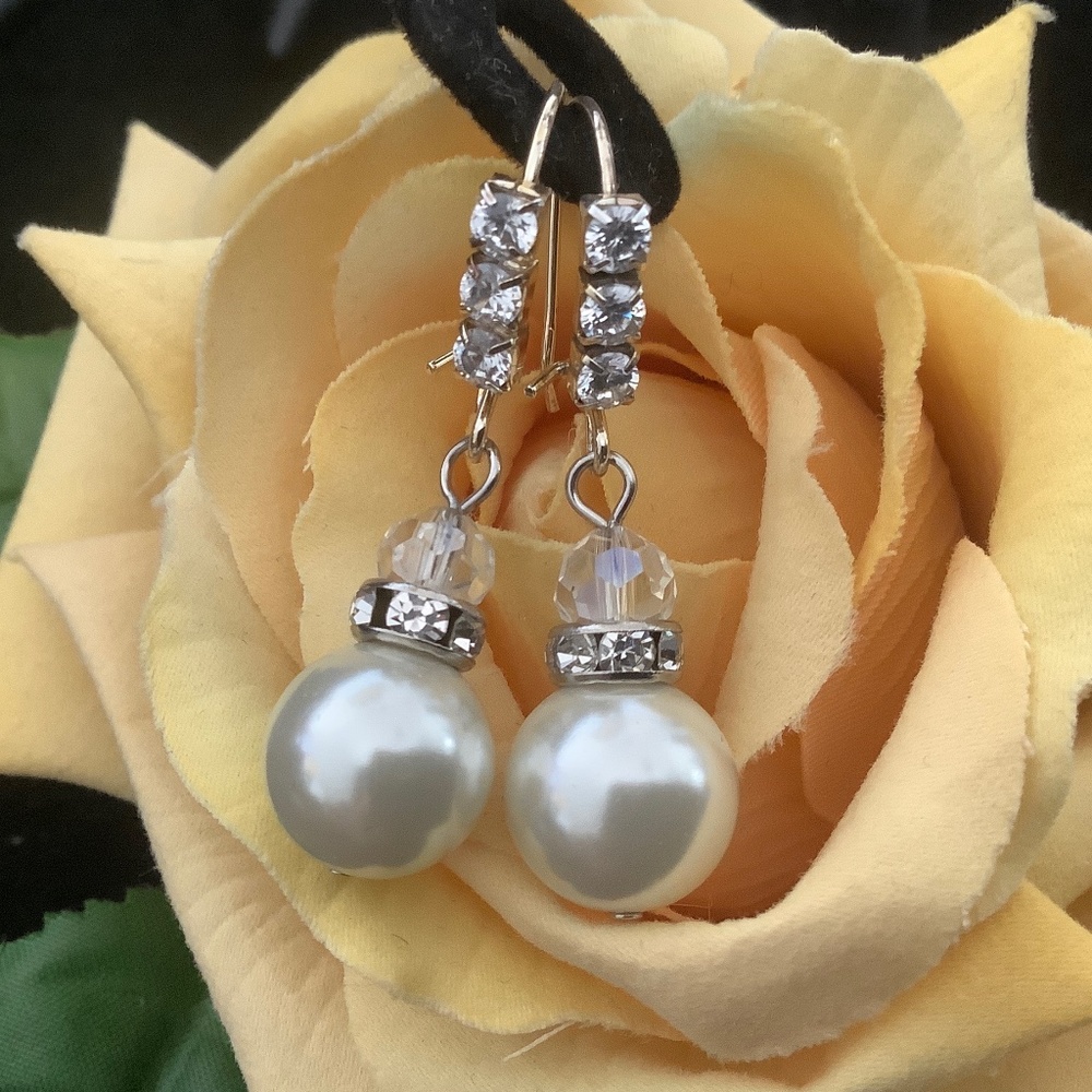 New Silver Plated Fancy Dangling Fashion Earrings